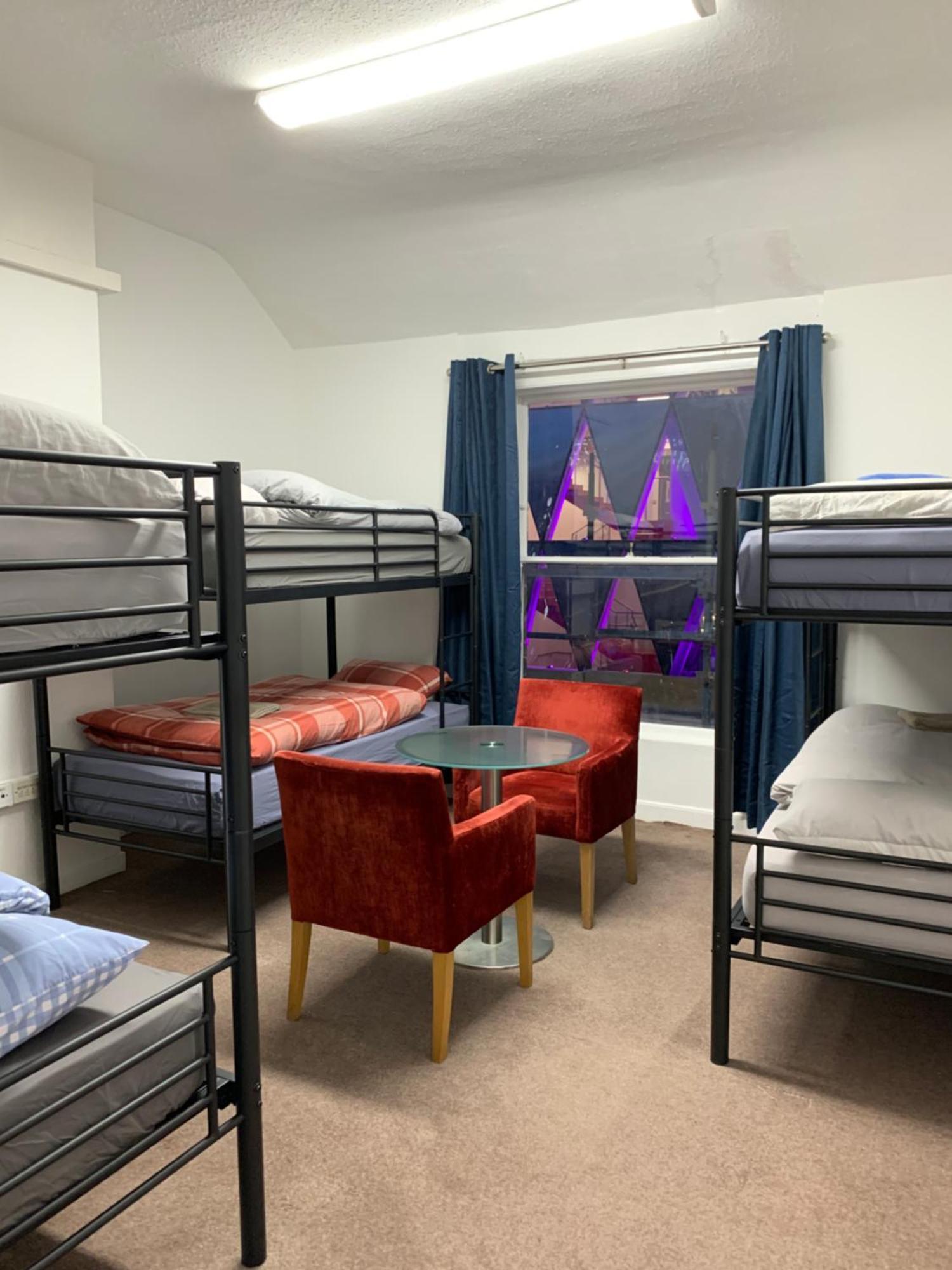 Eden Quay Guesthouse Private Rooms Дъблин Екстериор снимка