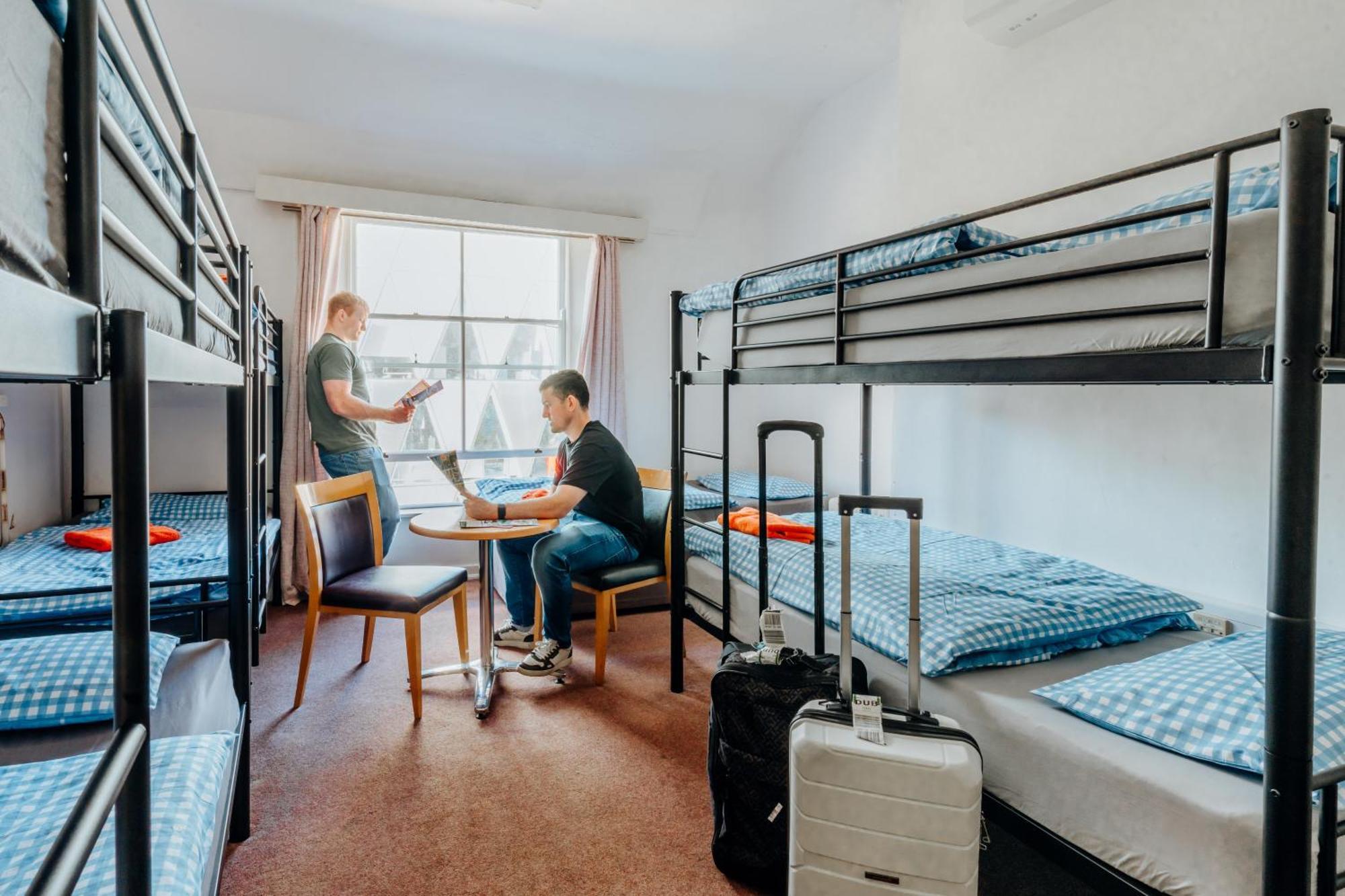 Eden Quay Guesthouse Private Rooms Дъблин Екстериор снимка
