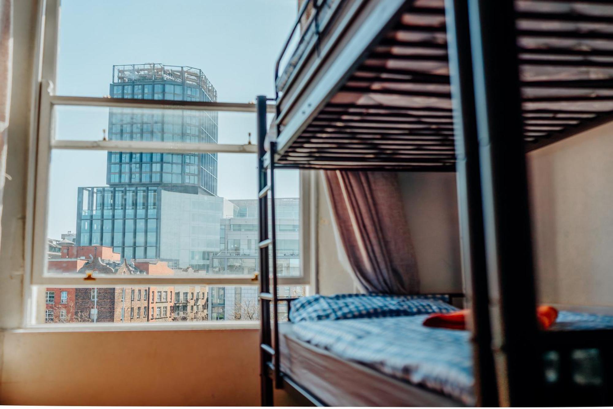 Eden Quay Guesthouse Private Rooms Дъблин Екстериор снимка