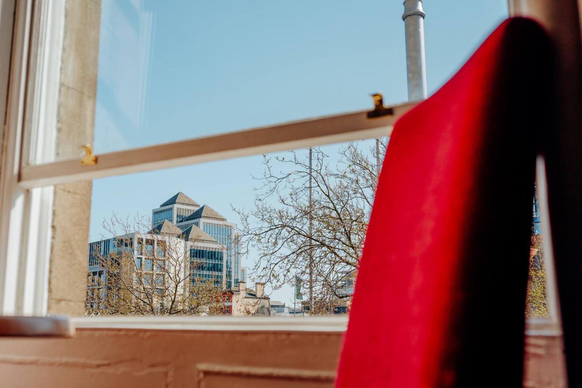 Eden Quay Guesthouse Private Rooms Дъблин Екстериор снимка