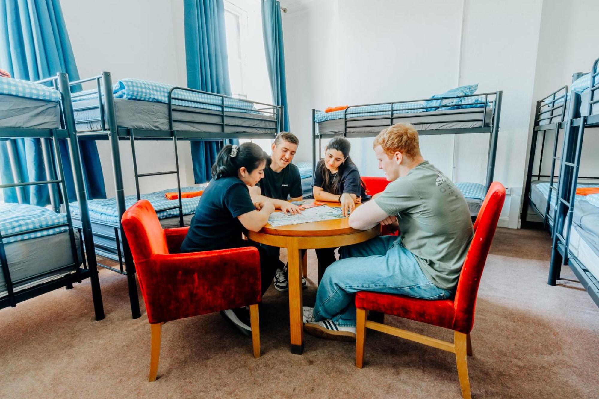 Eden Quay Guesthouse Private Rooms Дъблин Екстериор снимка